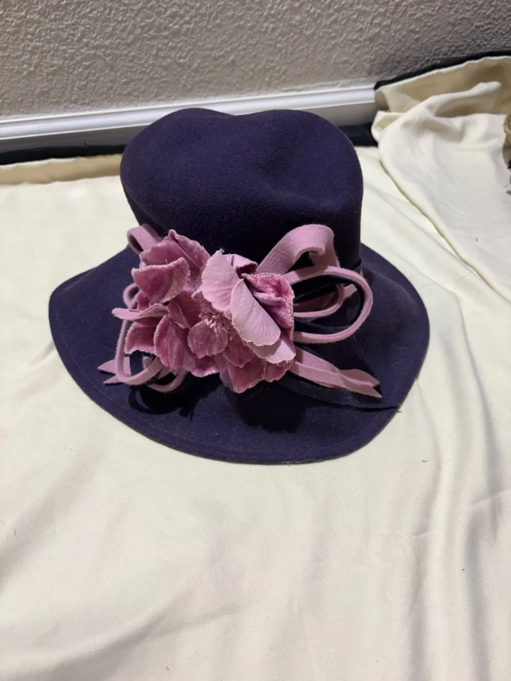 Elegant Purple Felt Women's Hat with Pink Floral Accent